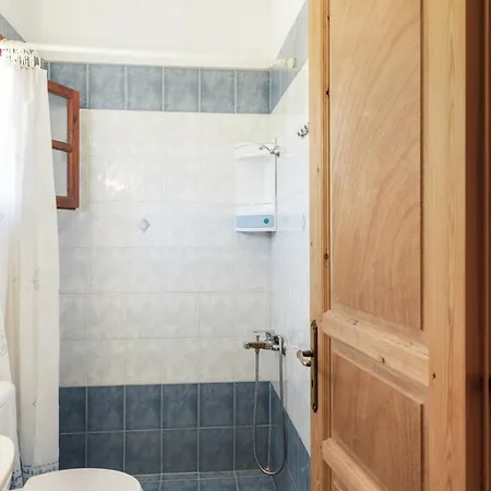 Asterias 4 Apartment *